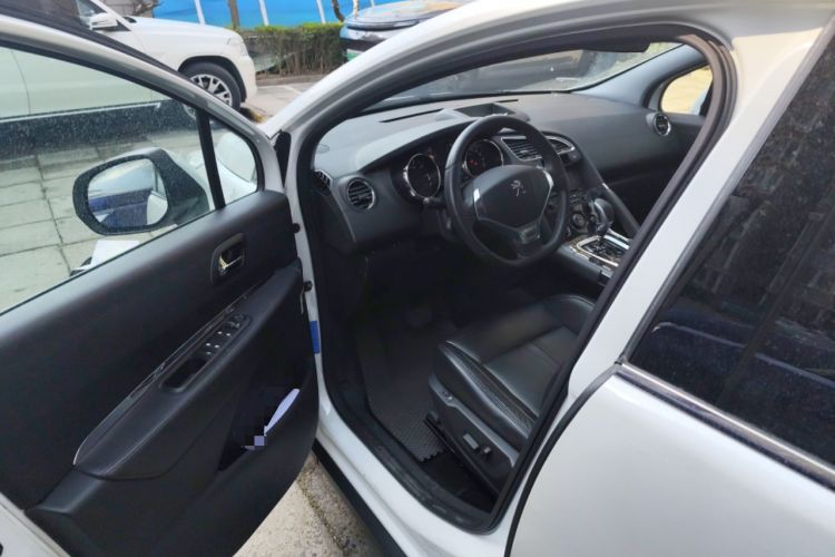 Used Peugeot 3008 2013 2.0L Automatic Trend Edition Driver Seat
