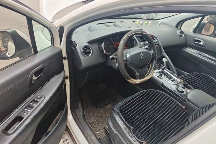 Used Peugeot 3008 2013 1.6THP Automatic Trend Edition Driver Seat