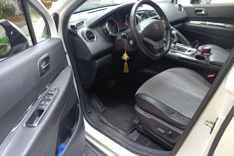 Used Peugeot 3008 2013 2.0L Automatic Trend Edition Driver Seat