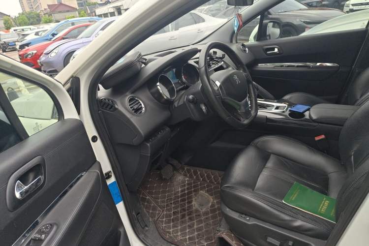 Used Peugeot 3008 2013 2.0L Automatic Trend Edition Driver Seat