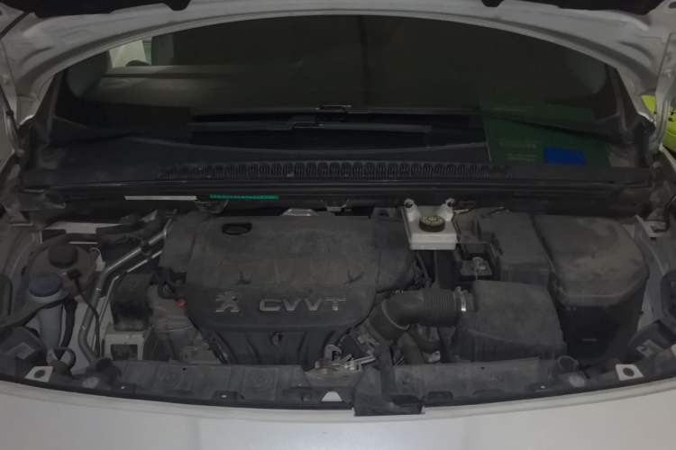 Used Peugeot 3008 2013 2.0L Automatic Trend Edition Engine Bay