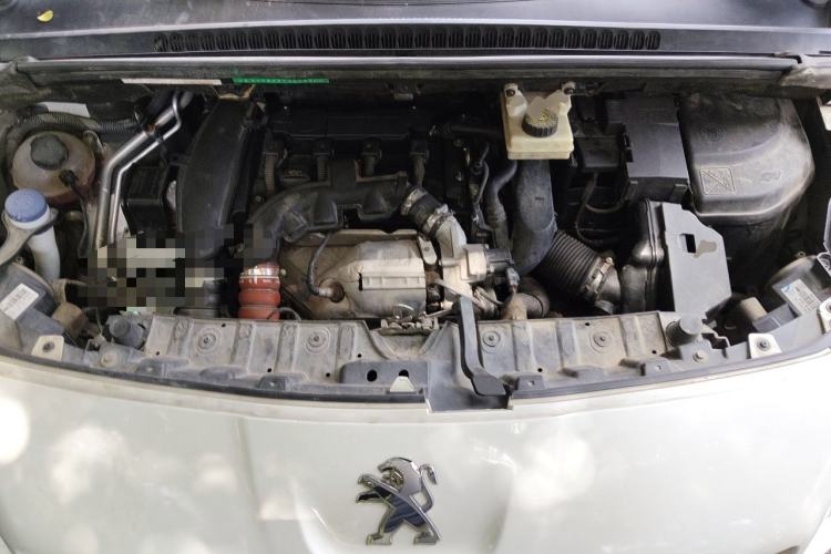 Used Peugeot 3008 2013 1.6THP Automatic Prestige Edition Engine Bay