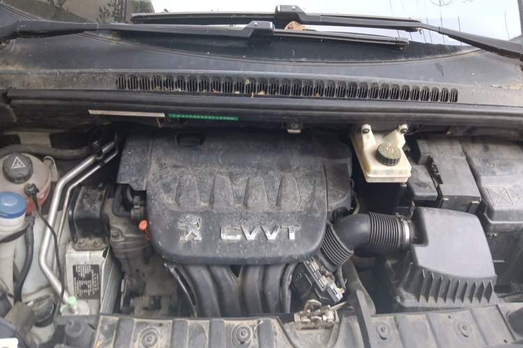 Used Peugeot 3008 2013 2.0L Automatic Trend Edition Engine Bay