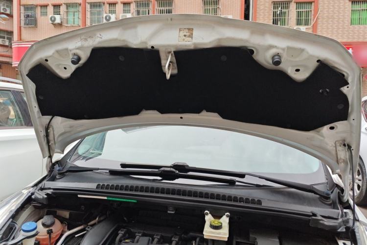 Used Peugeot 3008 2013 1.6THP Automatic Trend Edition Engine Bay