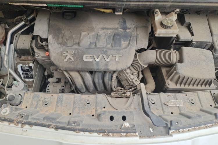 Used Peugeot 3008 2013 2.0L Manual Classic Edition Engine Bay
