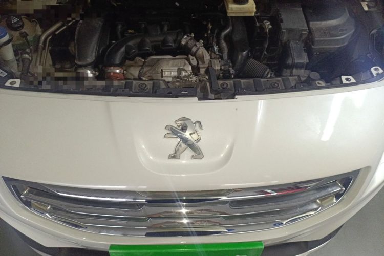 Used Peugeot 3008 2013 1.6THP Automatic Prestige Edition Engine Bay