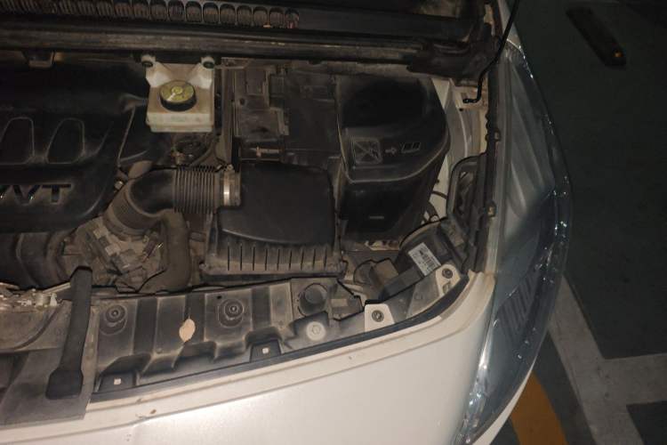 Used Peugeot 3008 2013 2.0L Automatic Trend Edition Engine Bay Left