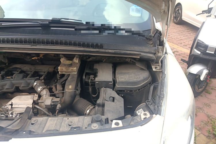 Used Peugeot 3008 2013 1.6THP Automatic Prestige Edition Engine Bay Left