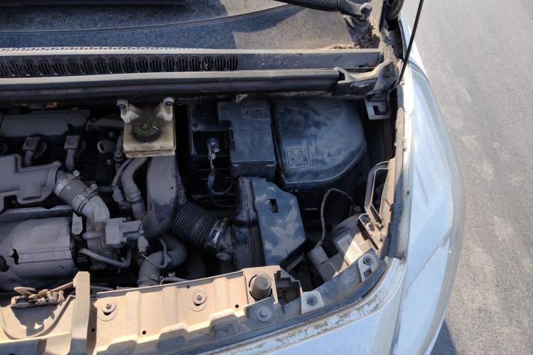 Used Peugeot 3008 2013 1.6THP Automatic Trend Edition Engine Bay Left