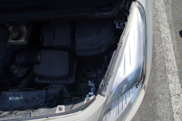Used Peugeot 3008 2013 2.0L Automatic Classic Edition Engine Bay Left