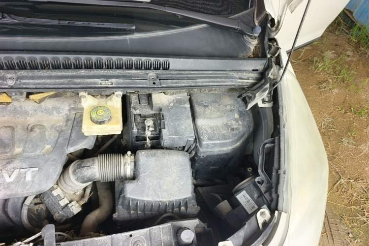 Used Peugeot 3008 2013 2.0L Automatic Trend Edition Engine Bay Left