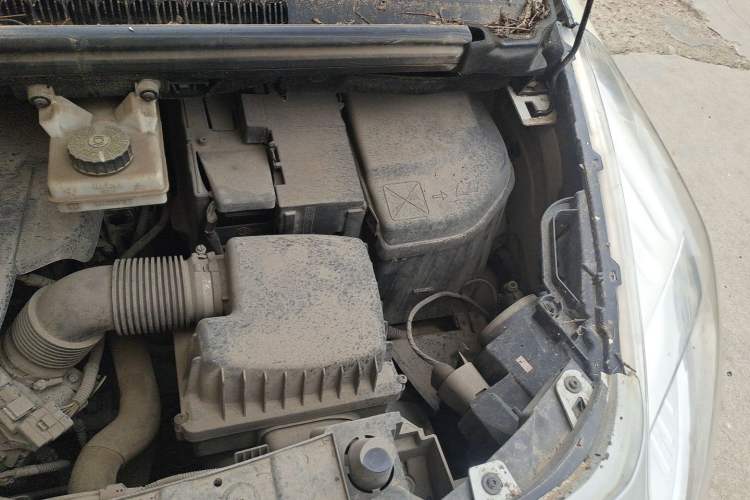 Used Peugeot 3008 2013 2.0L Manual Classic Edition Engine Bay Left