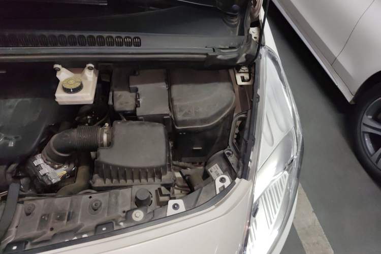 Used Peugeot 3008 2013 2.0L Automatic Trend Edition Engine Bay Left