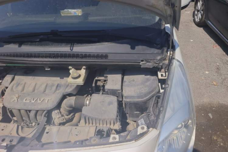 Used Peugeot 3008 2013 2.0L Automatic Trend Edition Engine Bay Left