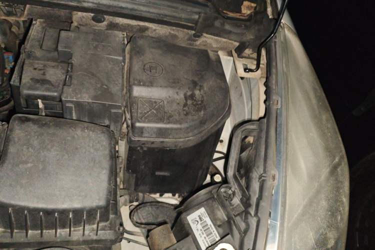 Used Peugeot 3008 2013 2.0L Automatic Classic Edition Engine Bay Left