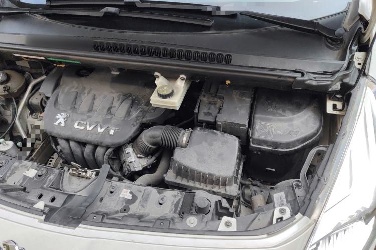 Used Peugeot 3008 2013 2.0L Automatic Trend Edition Engine Bay Left