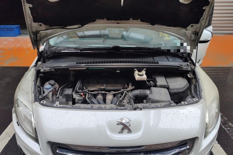Used Peugeot 3008 2013 2.0L Automatic Classic Edition Engine Bay