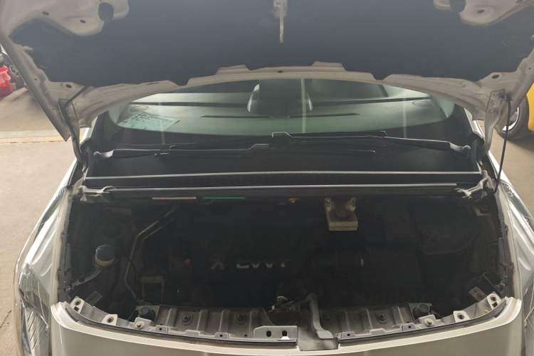 Used Peugeot 3008 2013 2.0L Automatic Trend Edition Engine Bay
