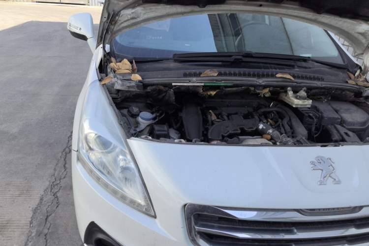 Used Peugeot 3008 2013 1.6THP Automatic Prestige Edition Engine Bay Right