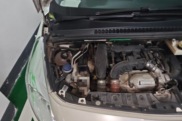 Used Peugeot 3008 2013 1.6THP Automatic Trend Edition Engine Bay Right