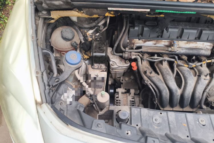 Used Peugeot 3008 2013 2.0L Automatic Trend Edition Engine Bay Right