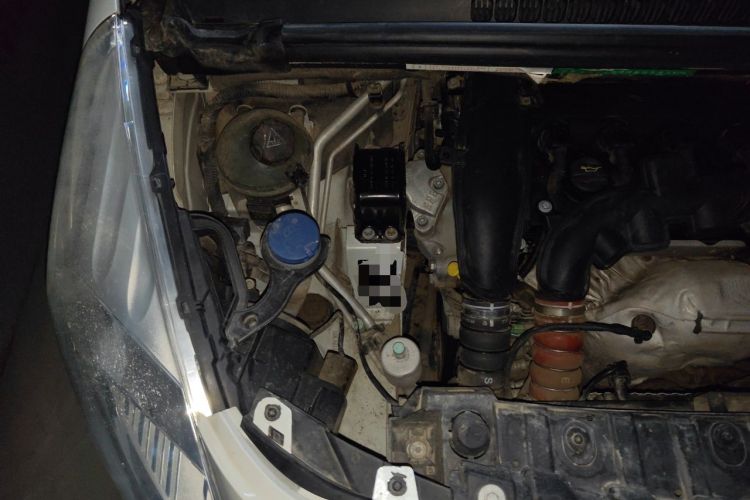 Used Peugeot 3008 2013 1.6THP Automatic Prestige Edition Engine Bay Right