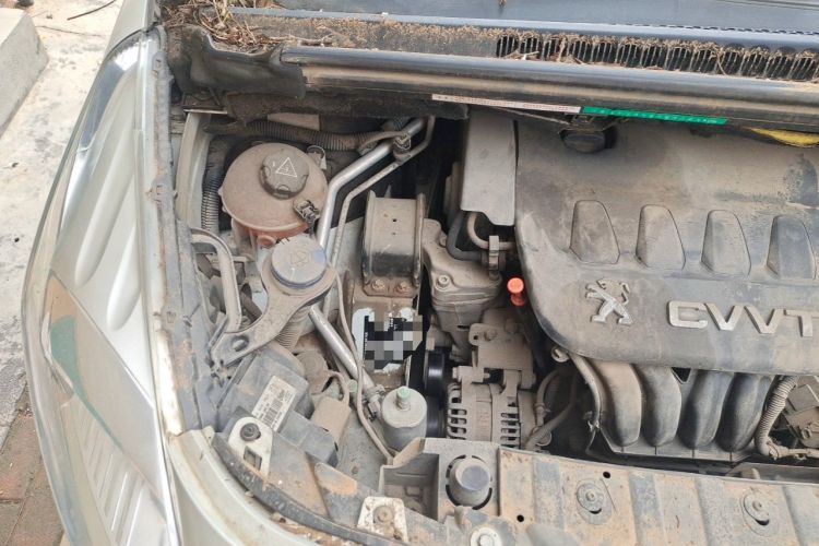 Used Peugeot 3008 2013 2.0L Manual Classic Edition Engine Bay Right