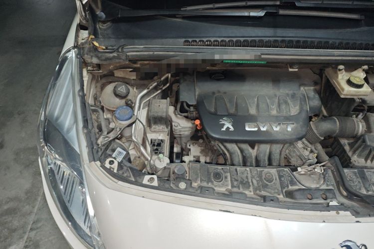 Used Peugeot 3008 2013 2.0L Automatic Trend Edition Engine Bay Right