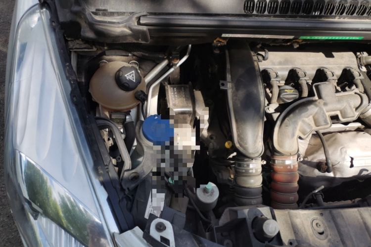 Used Peugeot 3008 2013 1.6THP Automatic Prestige Edition Engine Bay Right