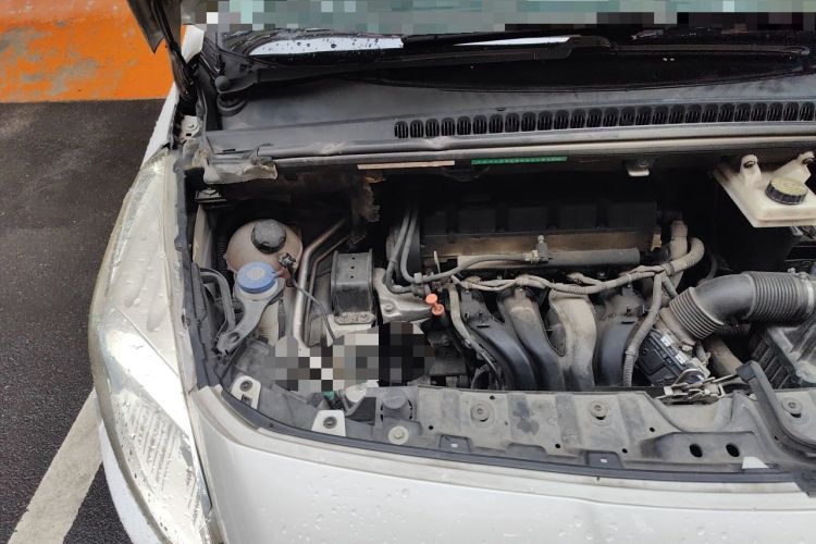Used Peugeot 3008 2013 2.0L Automatic Classic Edition Engine Bay Right