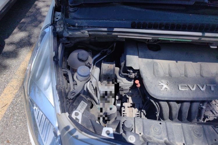 Used Peugeot 3008 2013 2.0L Automatic Trend Edition Engine Bay Right