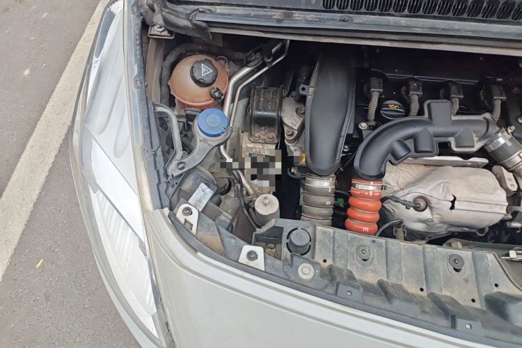 Used Peugeot 3008 2013 1.6THP Automatic Trend Edition Engine Bay Right