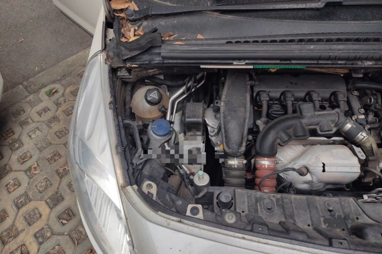 Used Peugeot 3008 2013 1.6THP Automatic Prestige Edition Engine Bay Right