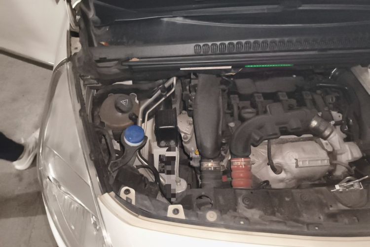 Used Peugeot 3008 2013 1.6THP Automatic Trend Edition Engine Bay Right