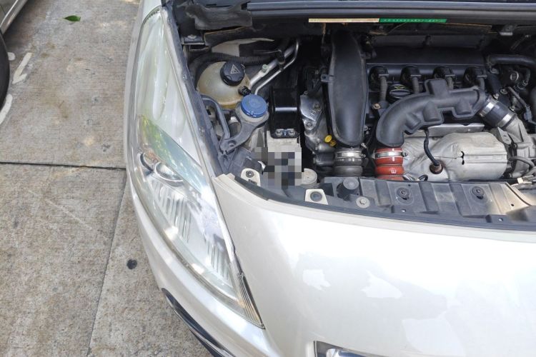 Used Peugeot 3008 2013 1.6THP Automatic Prestige Edition Engine Bay Right