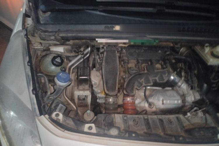 Used Peugeot 3008 2013 1.6THP Automatic Prestige Edition Engine Bay Right