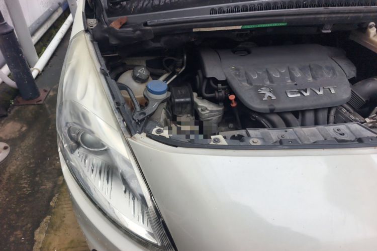 Used Peugeot 3008 2013 2.0L Automatic Trend Edition Engine Bay Right