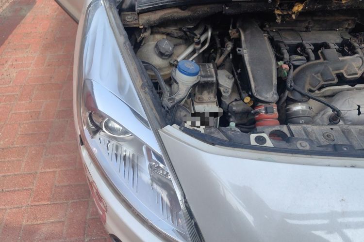 Used Peugeot 3008 2013 1.6THP Automatic Trend Edition Engine Bay Right