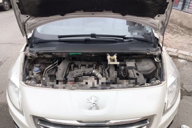 Used Peugeot 3008 2013 1.6THP Automatic Prestige Edition Engine Bay