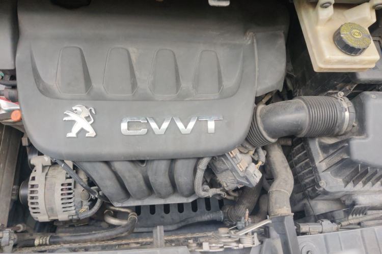Used Peugeot 3008 2013 2.0L Automatic Trend Edition Engine Bay