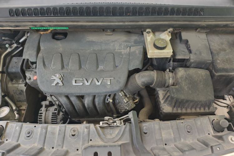 Used Peugeot 3008 2013 2.0L Automatic Trend Edition Engine Bay