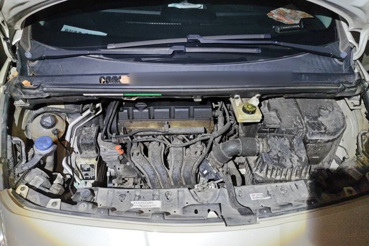 Used Peugeot 3008 2013 2.0L Automatic Trend Edition Engine Bay
