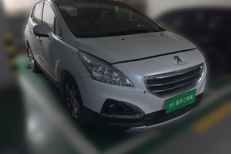 Used Peugeot 3008 2013 2.0L Automatic Trend Edition Front Right 45 Deg