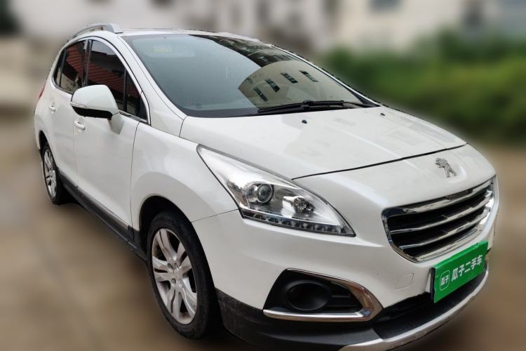 Used Peugeot 3008 2013 2.0L Automatic Trend Edition Front Right 45 Deg