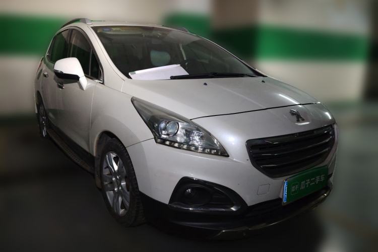 Used Peugeot 3008 2013 2.0L Automatic Trend Edition Front Right 45 Deg