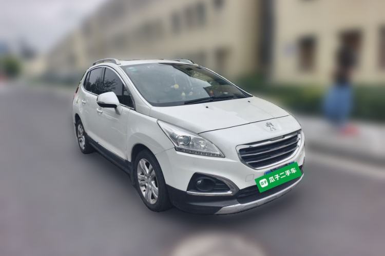 Used Peugeot 3008 2013 2.0L Automatic Trend Edition Front Right 45 Deg