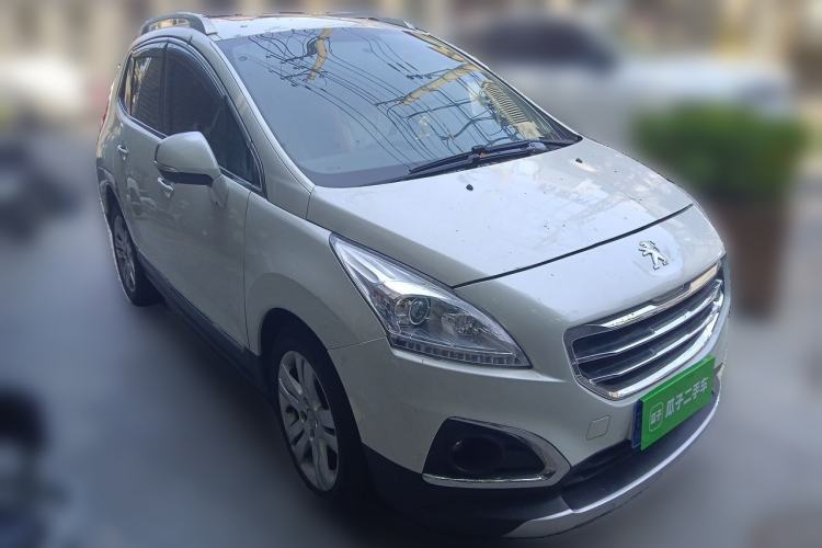 Used Peugeot 3008 2013 2.0L Automatic Trend Edition Front Right 45 Deg