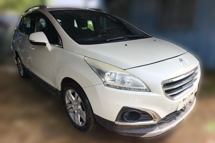 Used Peugeot 3008 2013 2.0L Automatic Trend Edition Front Right 45 Deg