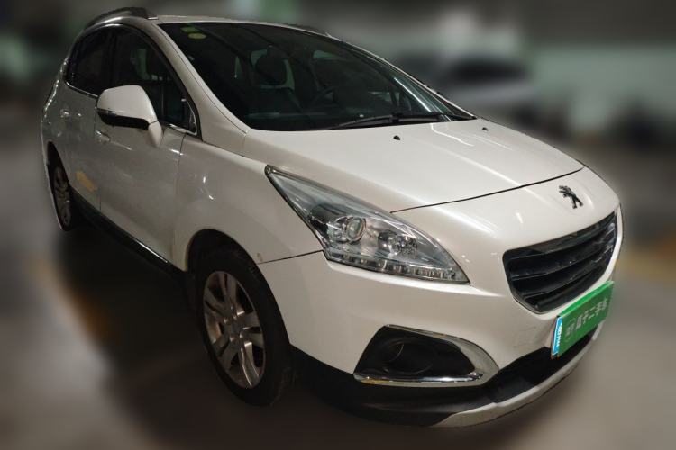 Used Peugeot 3008 2013 2.0L Automatic Trend Edition Front Right 45 Deg