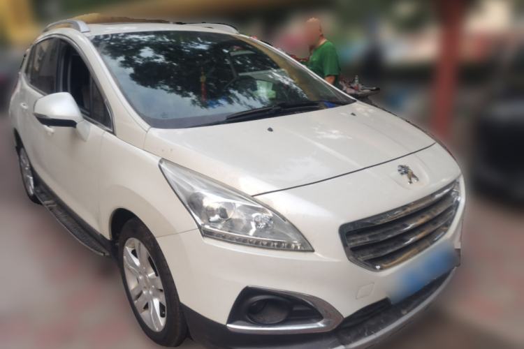 Used Peugeot 3008 2013 2.0L Automatic Trend Edition Front Right 45 Deg